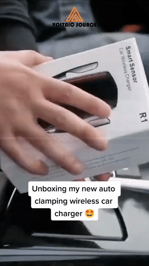 CARGADOR INALAMBRICO DE CELULAR CON SENSOR INTELIGENTE PARA VEHICULOS
